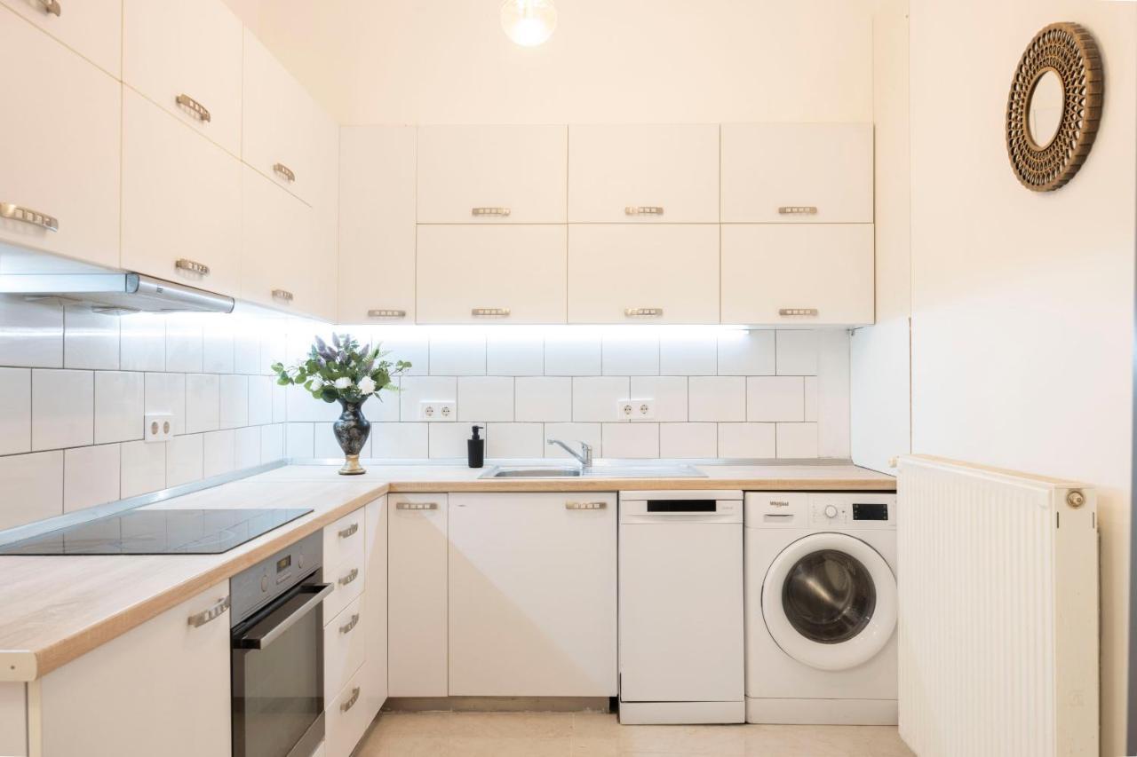 Luxurious Central Grand Home W/ 3Bedrm 2Bathrm Βουδαπέστη Εξωτερικό φωτογραφία