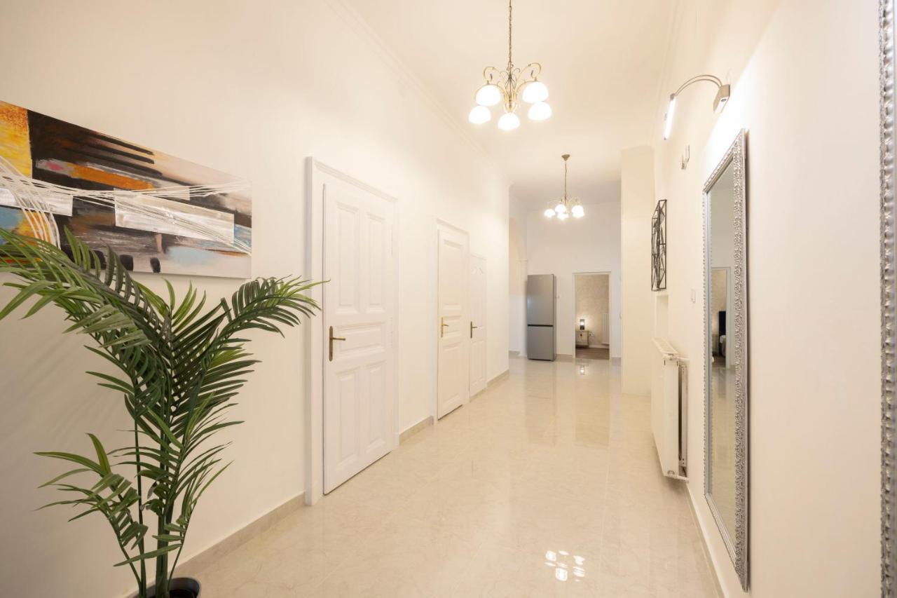 Luxurious Central Grand Home W/ 3Bedrm 2Bathrm Βουδαπέστη Εξωτερικό φωτογραφία